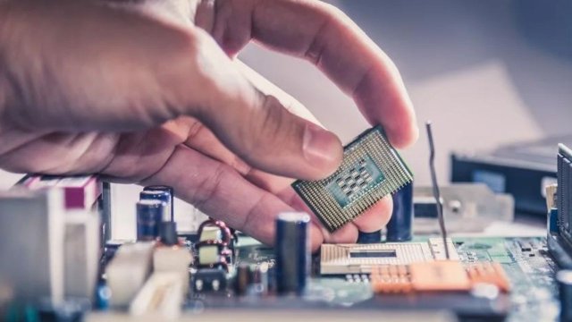 İşlemciler Nasıl Üretilir ve Hangi Malzemeler Kullanılır?