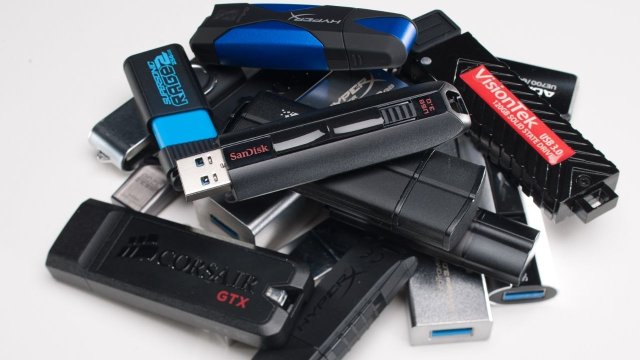 Oyun ve Teknoloji Tutkunları İçin En İyi Yüksek Performanslı USB Bellekler