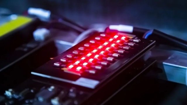 En parlak kırmızı MicroLED oluşturuldu