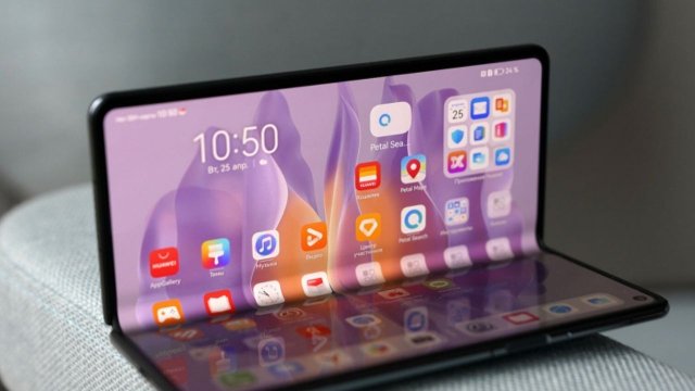Ruslar katlanabilir telefonu sevdi! Satışlarda 4 kat artış