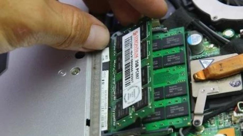 Laptop RAM Yükseltmesi Temel Rehber ve Adım Adım Talimatlar