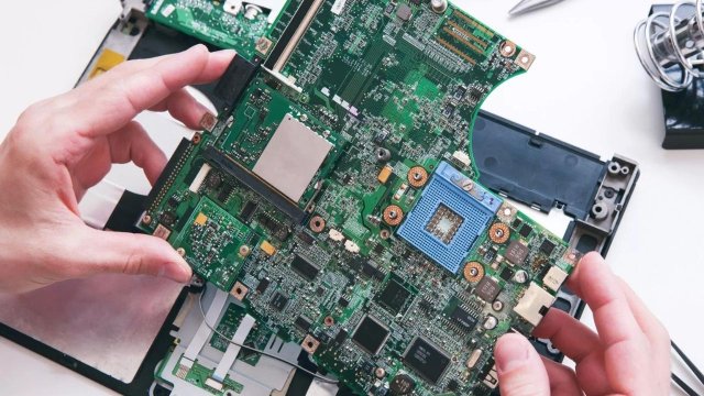 Laptop Anakartı Sökerken Nelere Dikkat Etmeliyim?