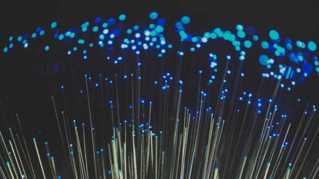 İngiltere, ucuz Çin optik kablosu ithalatından ekstra vergi alacak