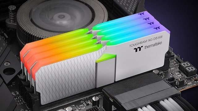 Thermaltake, Toughram XG RGB D5 RAM'lerini tanıttı!