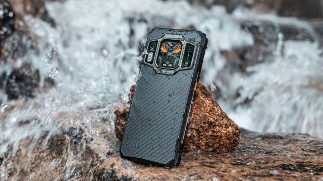 Arka kapağında analog saat olan WP30 Pro'nun fiyatı açıklandı