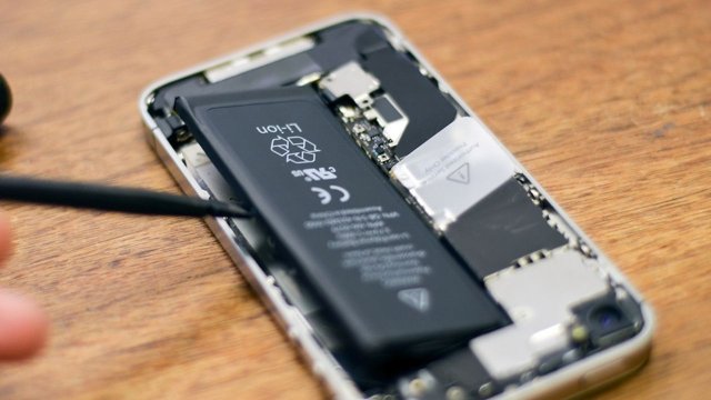 iPhone Pil Değişimi Yapmadan Önce Bilinmesi Gerekenler Nelerdir?