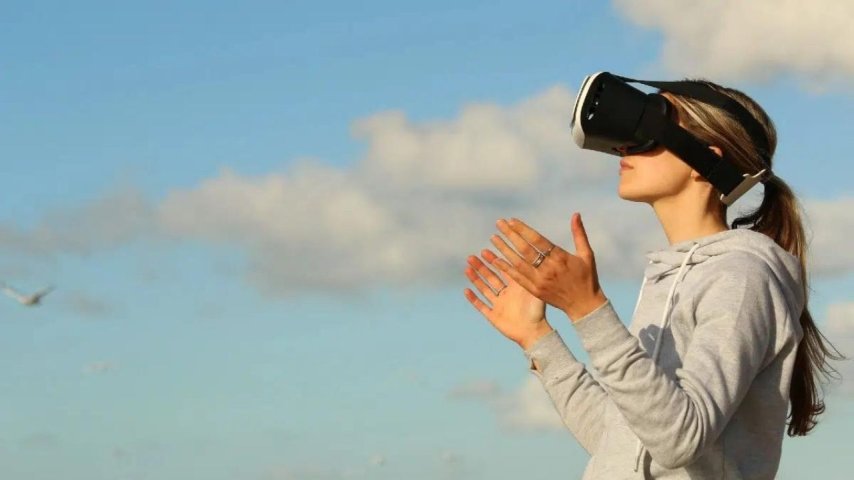AR, VR, MR ve XR Teknolojilerinin Gelecekteki Rolü Bir İnceleme