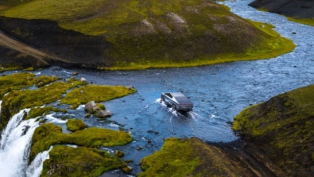Tesla Cybertruck fiyatı ve teknik özellikleri! Türkiye gelir mi?