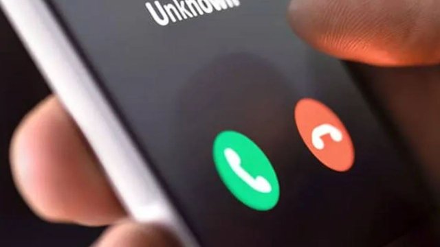 Telefonla Konuşurken Gelen Aramayı Görme Yöntemleri