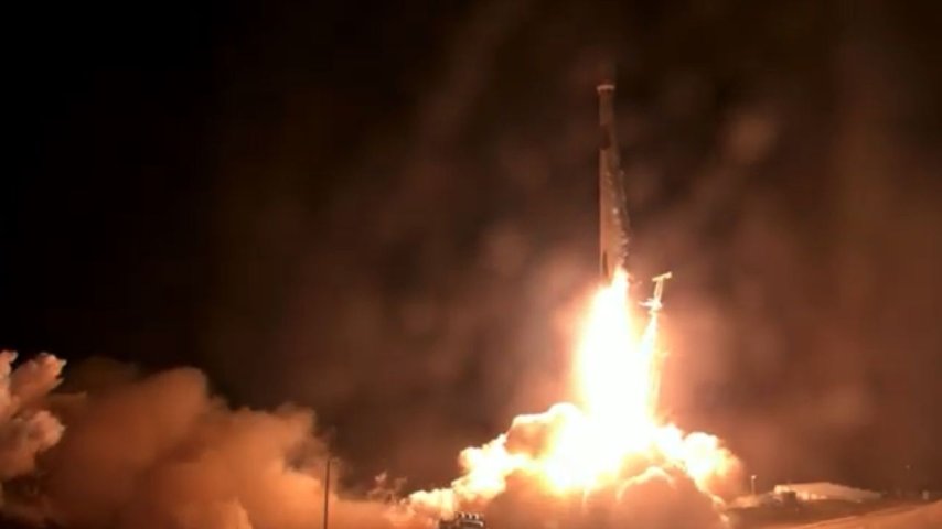 Elon Musk niyeti bozdu! İlk Starlink uydu operatörleri fırlatıldı