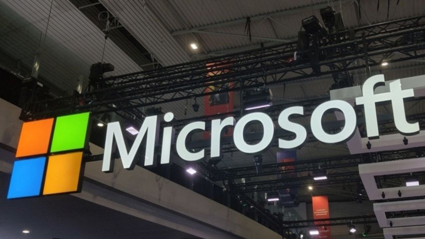 Microsoft hisselerine neler oluyor? Kar yükseliyor ama hisseler elden gidiyor