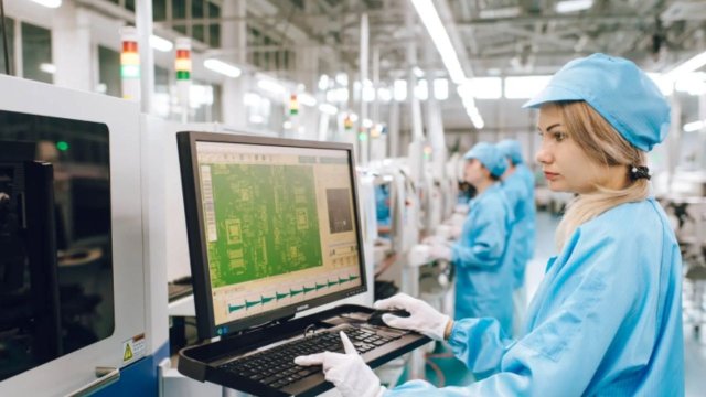 Rus akıllı telefonlar ve tabletler için Android işletim sistemi oluşturuluyor