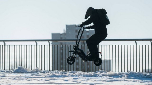 Acer, arazi tipi elektrikli scooter Predator Extreme'i tanıttı