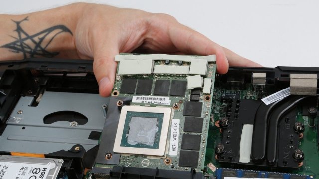 Laptop Ekran Kartı Sorunları Garanti Kapsamında Mı, Yoksa Kendim Mi Çözmeliyim?