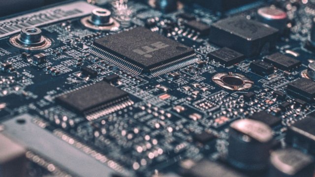 Kaliningrad GS Group, 2026 yılına kadar baskılı devre kartı üretimine başlıyor