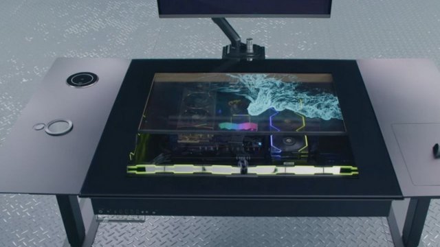 Lian Li, çift PC'li DK-07 bilgisayar masasını tanıttı