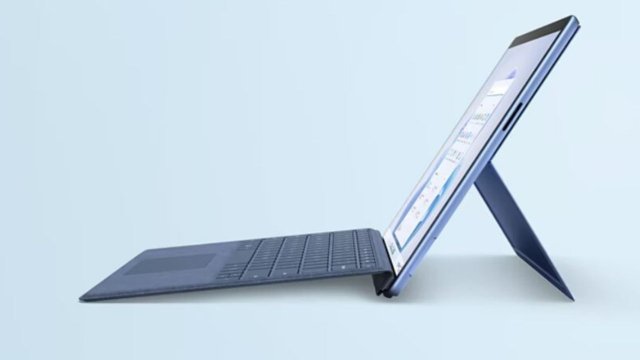 Microsoft, yapay zekalı Surface bilgisayarlarını doğruladı