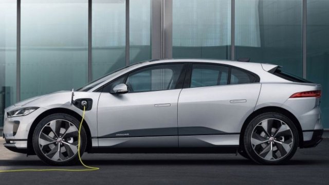 Jaguar az önce açıkladı! İçten yanmalı motorlara veda ediyor