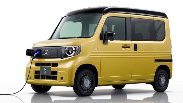 Honda kompakt elektrikli otomobili N-VAN e'yi tanıttı