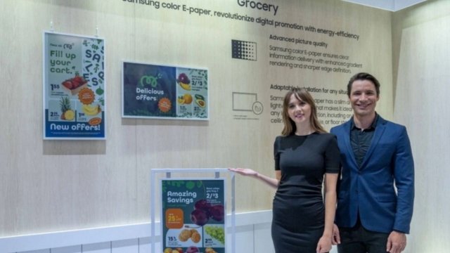 Samsung, InfoComm fuarında ilk E-Ink ekranını tanıttı