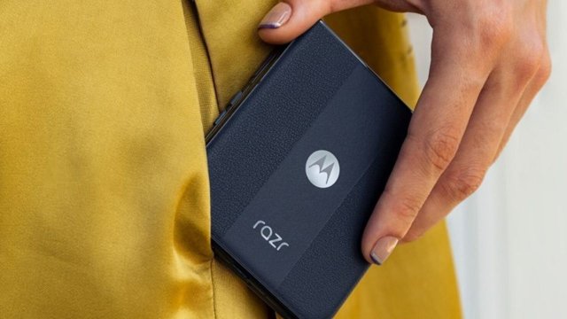 Motorola, Razr modelinde AI uygulamaları için Google ile karışıyor
