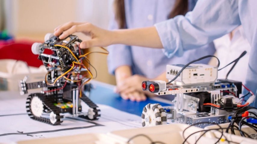 Robotik kodlama nedir, ne işe yarar, nasıl yapılır? (2024)