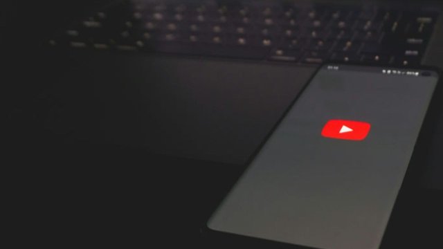 YouTube Shorts'a, TikTok tarzı seslendirme özelliği geliyor