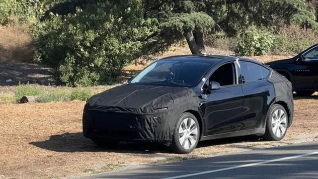 Güncellenmiş Tesla Model Y'nin bir prototipi Kaliforniya'da görüldü