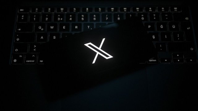 Brezilya'da Sosyal Medya Krizi: X Bütün Kurallara Uymaya Karar Verdi