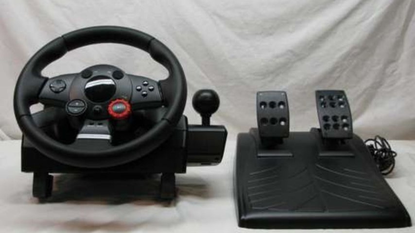 Logitech Driving Force GT İncelemesi: Oyun Keyfini Üst Düzeye Taşıyan Direksiyon Seti
