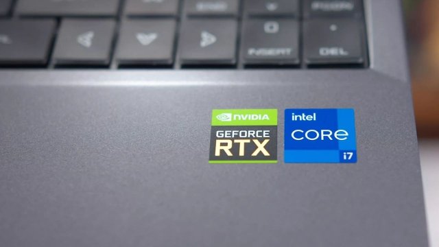 Intel Core i7 Laptop Önerisi Notebook Tavsiyesi (2025)