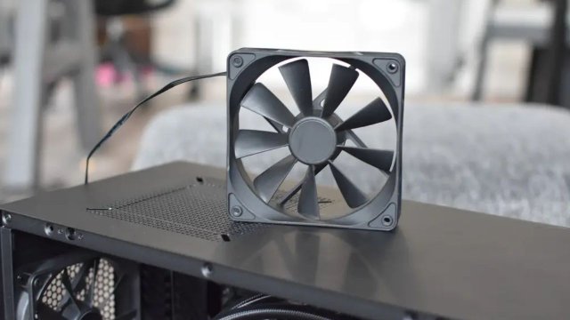 12 CM Kasa Fanı Önerisi Hangi Tip Marka Alınmalı?