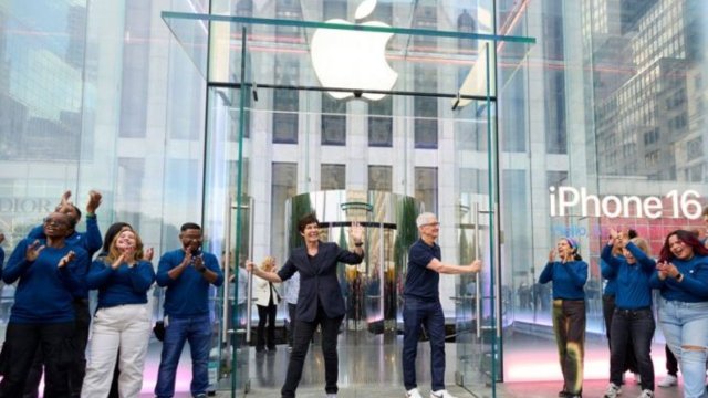 Apple'ın satışları yapay zeka sebebiyle ciddi düşüşte!