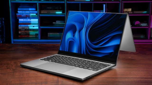 Lenovo ThinkBook Katlanabilir Çift Ekranlı Notebook Tanıtıldı
