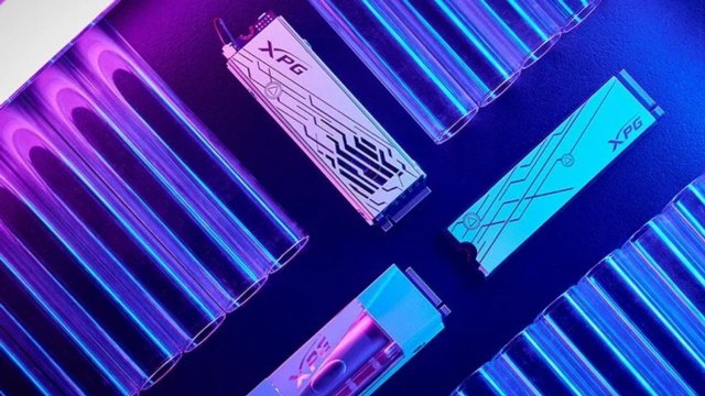 SilverStone, 2500W PSU modeli Hela 2500Rz'yi tanıttı