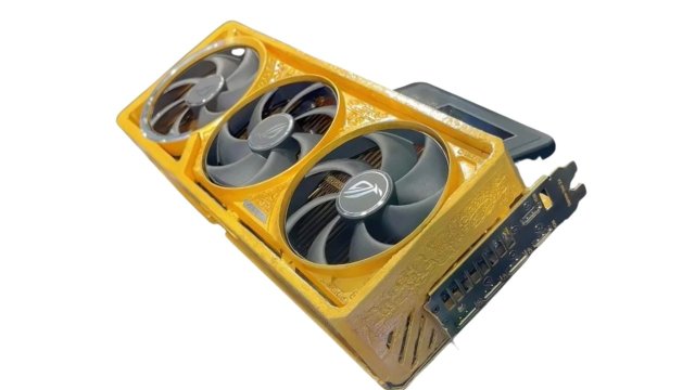 Asus, 500.000 USD'lik RTX 5090 ROG Astral Real Gold Edition Ekran Kartını Tanıttı