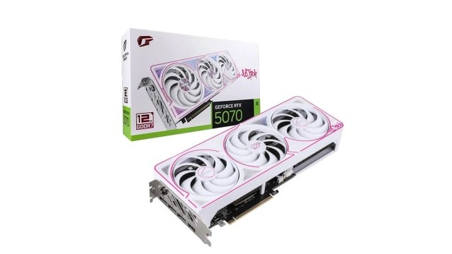 COLORFUL RTX 5070 Ultra W OC GDDR7 Ekran Kartı İncelemesi (Alınır Mı)