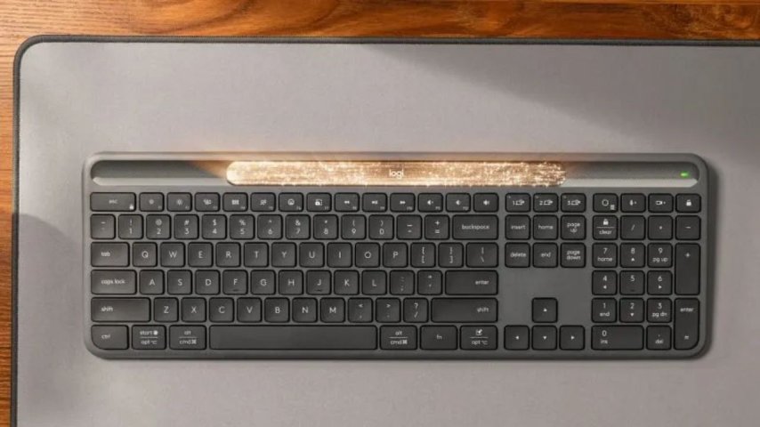 Logitech, ampulle şarj olabilen klavyesi Signature Slim Solar Plus K980'i tanıttı