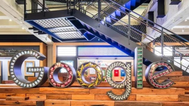 Google, vibe kodlaması uygulaması AI Studio'nun mobil versiyonunu yayınlıyor