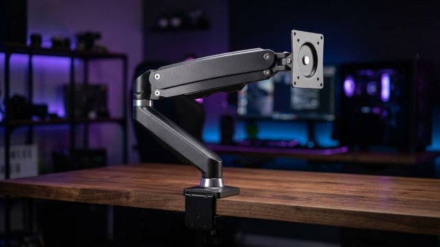TitanPro FL01 17-32 İnç Amortisörlü Monitör Standı İncelemesi