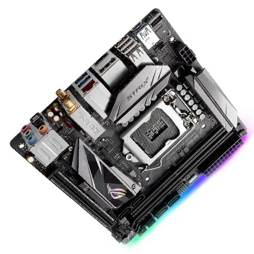 ASUS ROG Strix Z270I Gaming Anakart