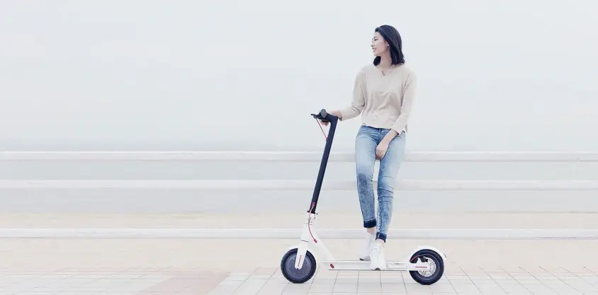 Xiaomi Mijia M365 Siyah Elektrikli Scooter 