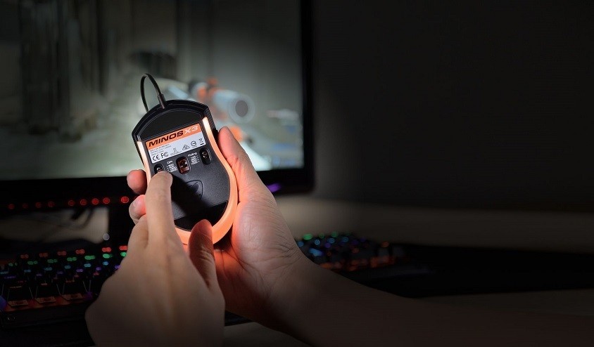 Cougar Minos X3 CGR-WOMB-MX3 3200DPI 7 Tuş Optik Gaming (Oyuncu) Mouse
