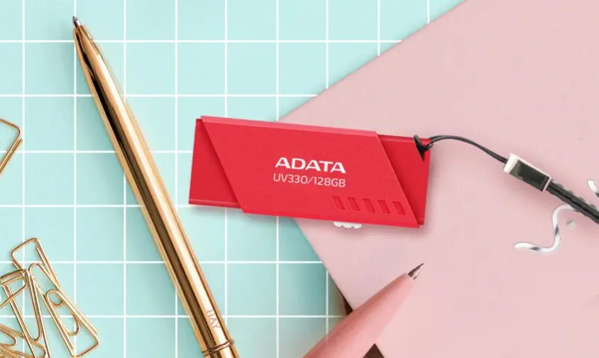 Adata UV330 AUV330-16G-RBK Siyah Flash Bellek