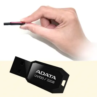 Adata UV100 AUV100-32G-RBK Flash Bellek