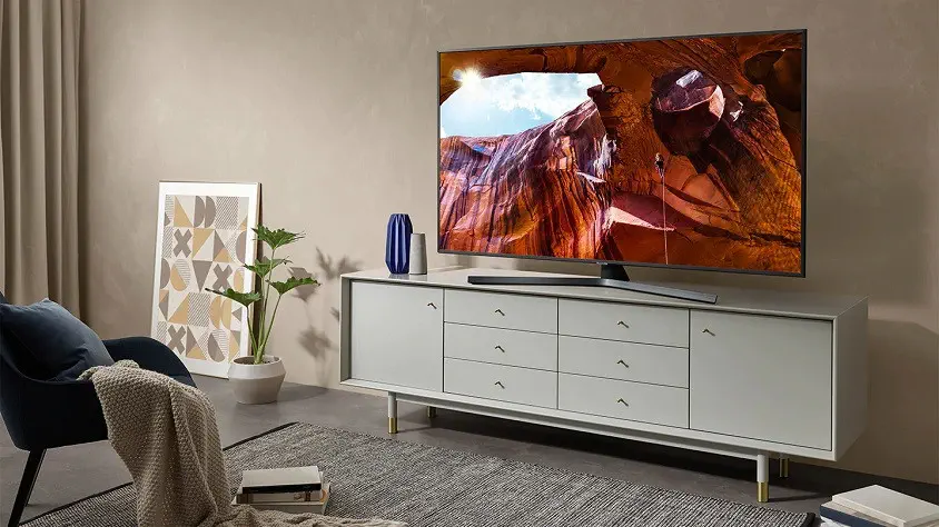 Samsung UE-50RU7400 50 inç 4K Ultra HD Smart LED TV
