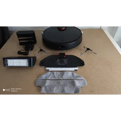 Xiaomi Mi Robot Vacuum Mop Pro Akıllı Robot Süpürge Siyah
