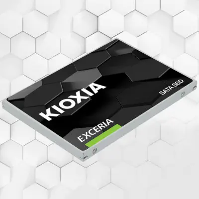 Kioxia Exceria LTC10Z240GG8 240GB 2.5″ SATA3 SSD Harddisk