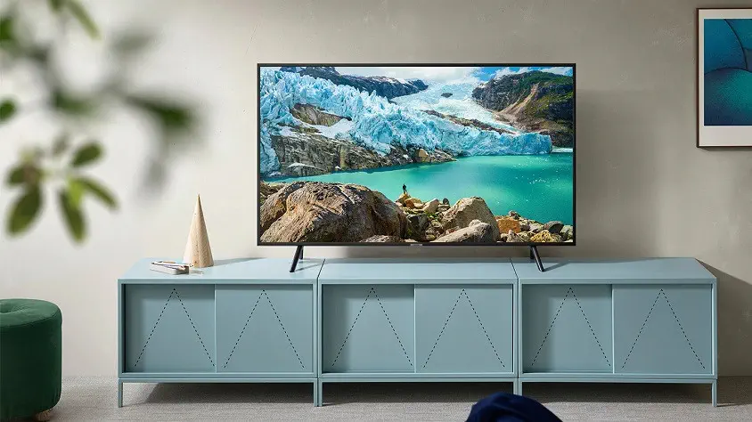 Samsung UE-70RU7100 70 inç 178 Ekran Uydu Alıcılı Smart 4K Ultra HD LED TV