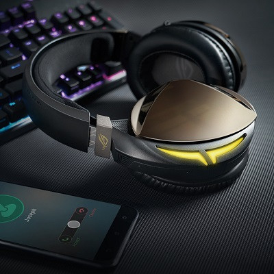 Asus ROG Strix Fusion 700 Bluetooth Gaming Kulaklık